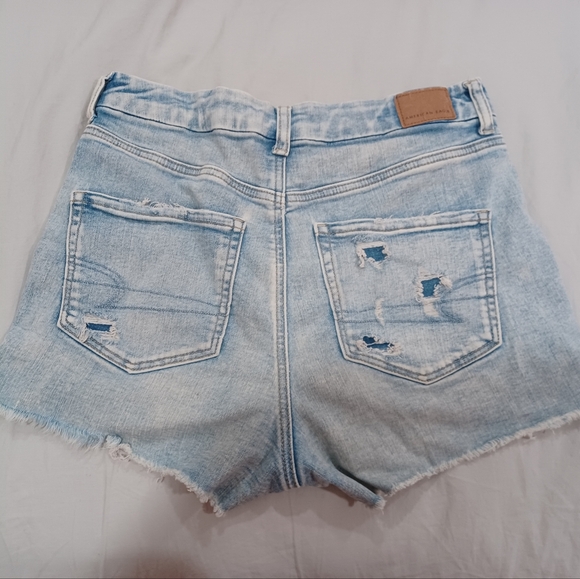 American Eagle "curvy high rise shortie" jean shorts - Picture 4 of 4